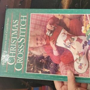 Better Homes And Gardens 'Christmas  Cross Stitch'  Book-1987